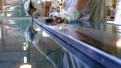 Po drugiej stronie lustra - otwieramy zakład szklarski