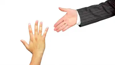 Wpływ doradztwa marketingowego na ROI w sektorze B2B: Analiza i metody pomiaru efektywności